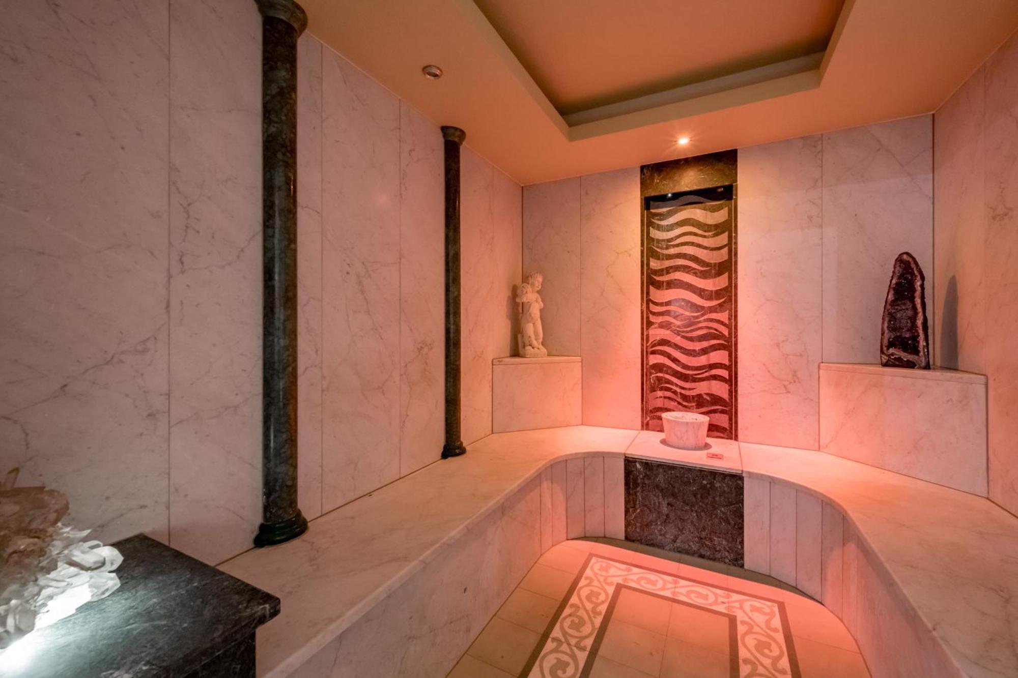 Wellness & Sporthotel Alpenhof Ehrwald Kültér fotó