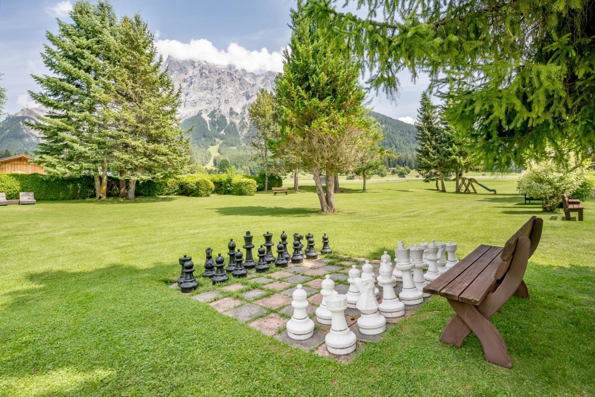 Wellness & Sporthotel Alpenhof Ehrwald Kültér fotó