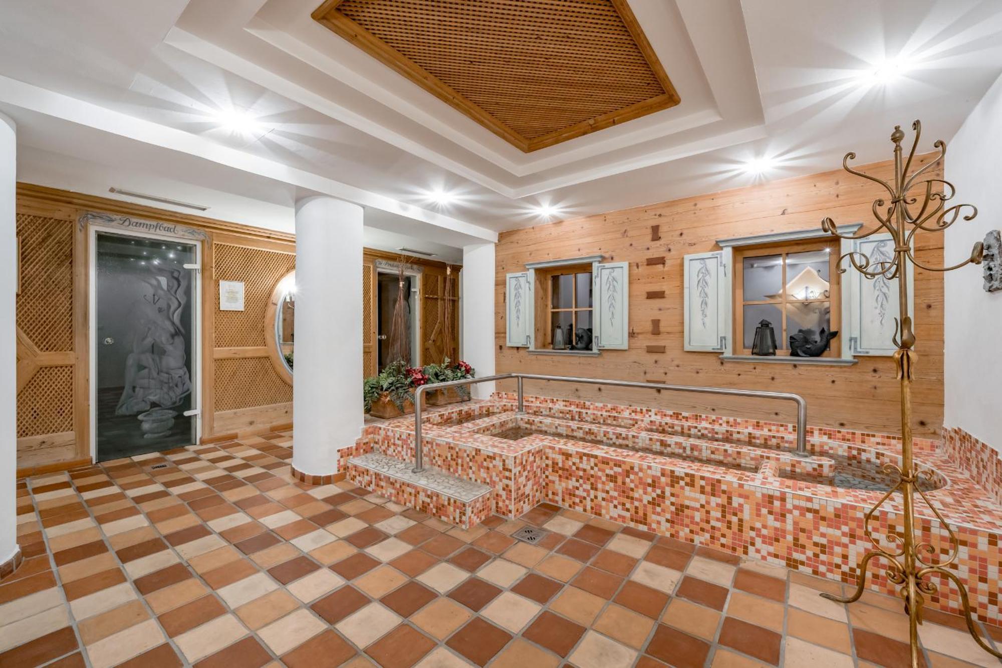 Wellness & Sporthotel Alpenhof Ehrwald Kültér fotó