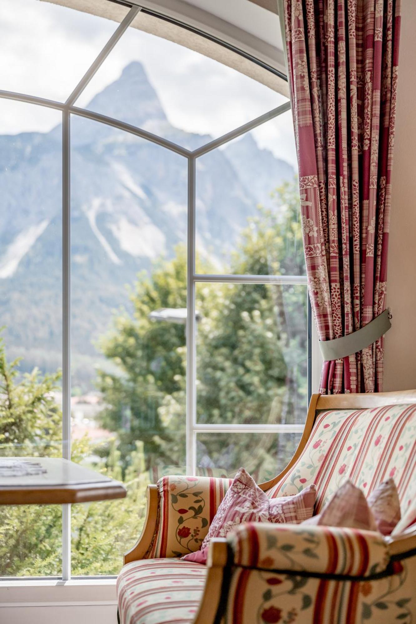 Wellness & Sporthotel Alpenhof Ehrwald Kültér fotó